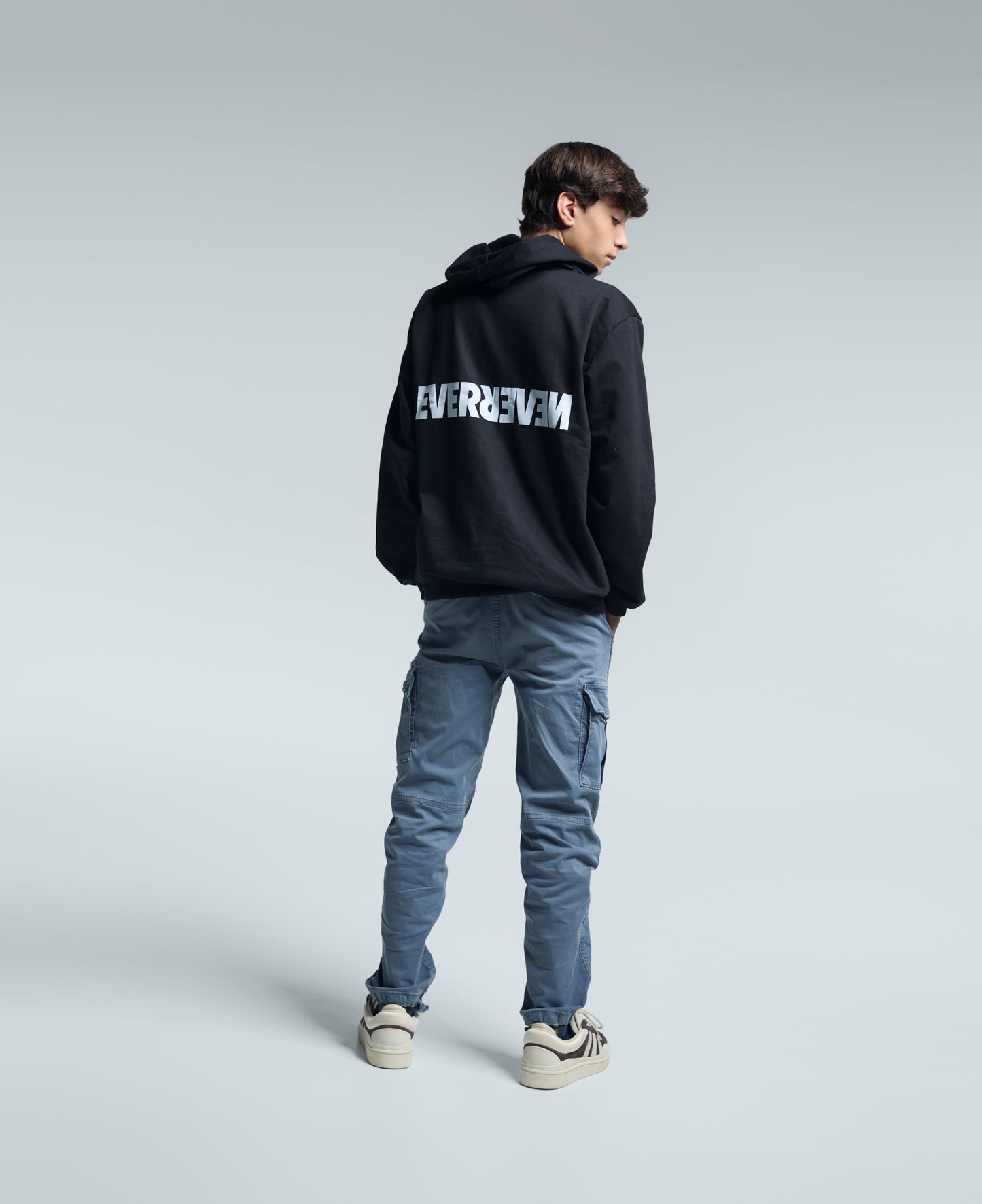 Hoodie negro logo atras you decide