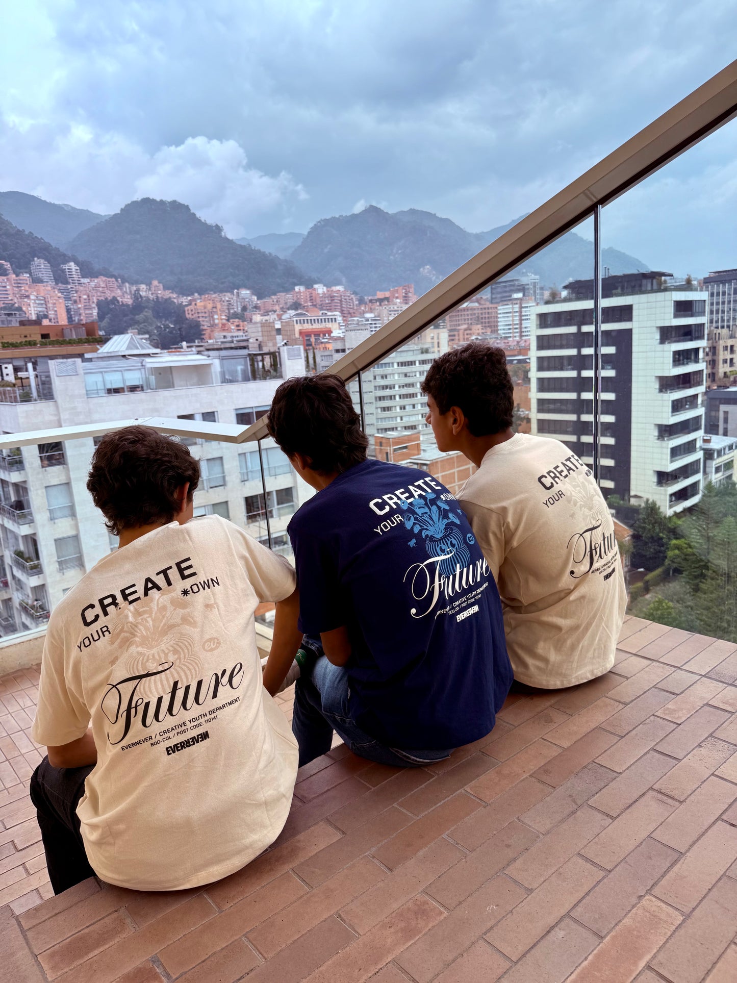 Camiseta Create Your Own Future Azul